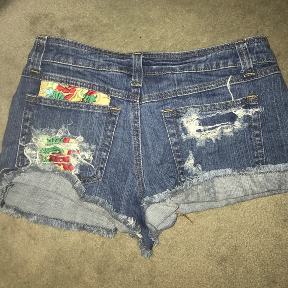 Vintage jean shorts - Picture 4 of 4