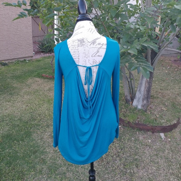 10 for $20 Lush Long Sleeve tie back tee - Picture 4 of 5