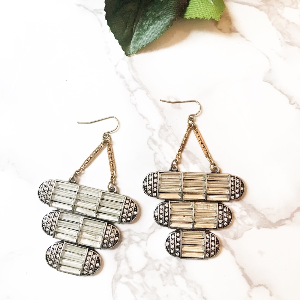 Beautiful large crystals iconic earrings $48