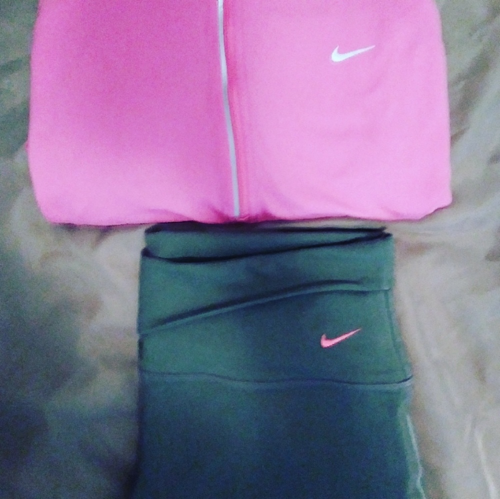 Nike workout suit