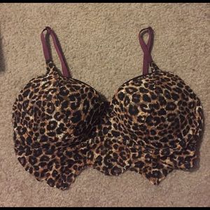 VS PINK Cheetah Bra