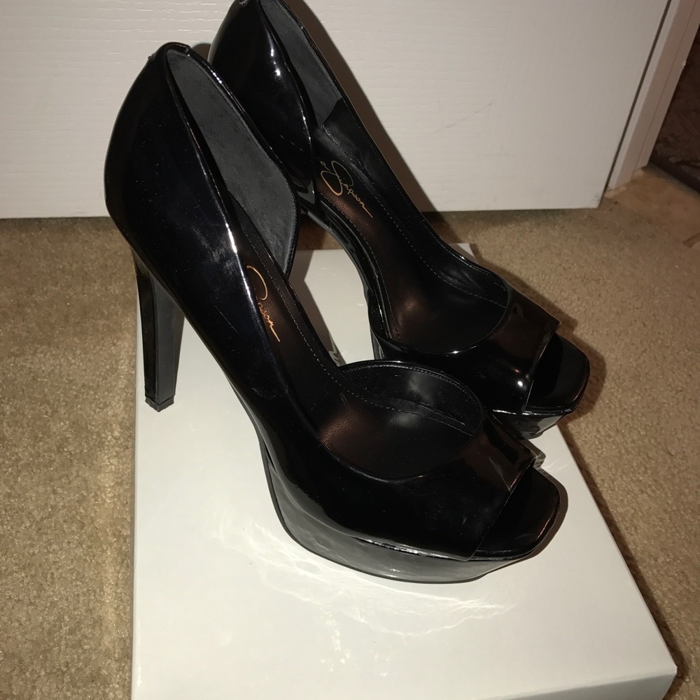 Black Jessica Simpson pumps