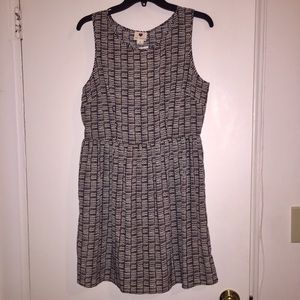 Black & Tan Dress (Open to Offers)
