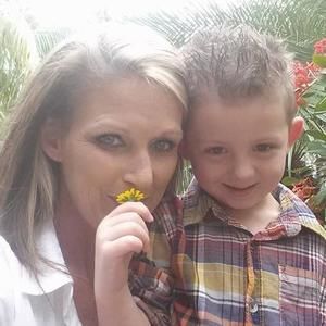 Meet your Posher, Gina