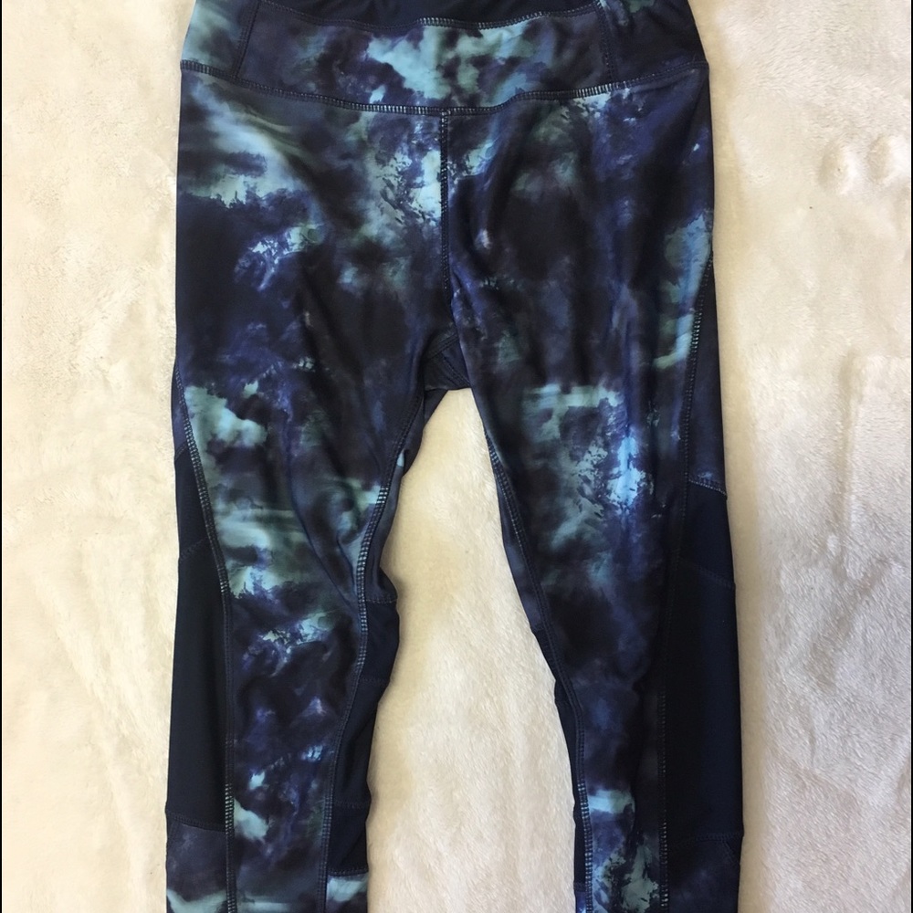 Tie-die 3/4th crop legging
