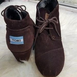 Brown Toms wedge booties