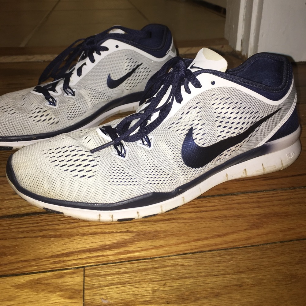 Barely worn Nike Free Sneakers