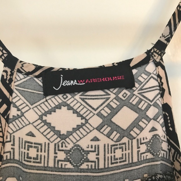 TRIBAL TOP - Picture 2 of 3