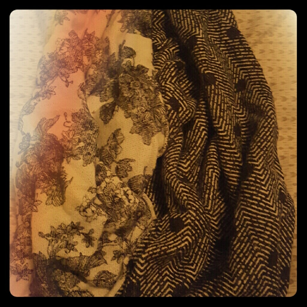 Super cute scarf