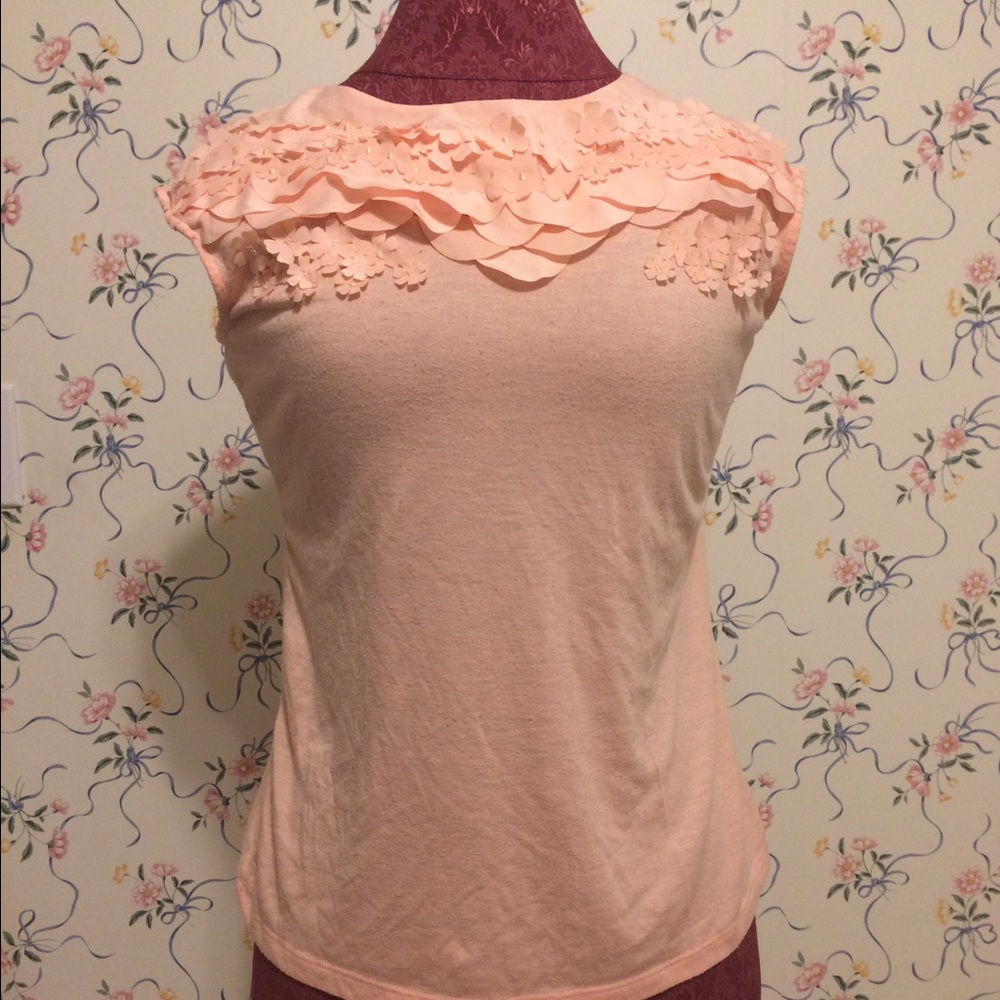 Women's pink sleeveless top