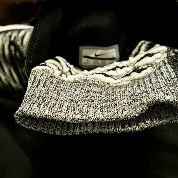 Nike boots - Picture 4 of 4