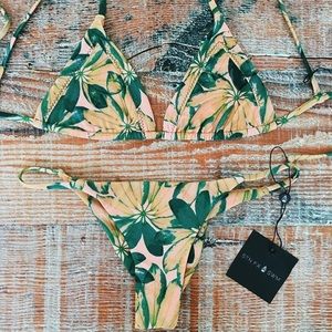 Stone Fox Swim Ke Aloha Puka Bottom NWT