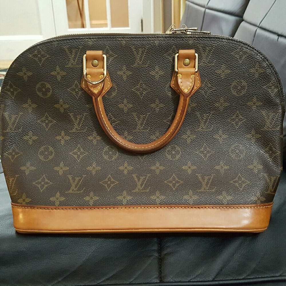 ❣ AUTHENTIC❣ 

Louis Vuitton 

Monogram Canvas