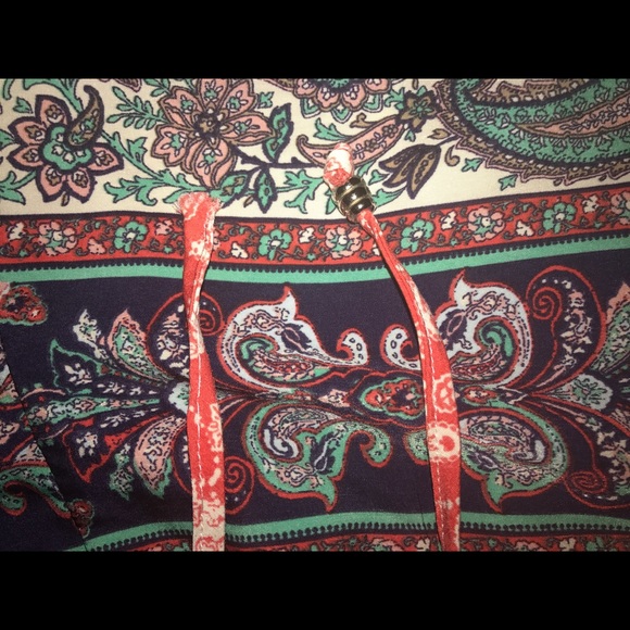 Romper - Picture 2 of 3