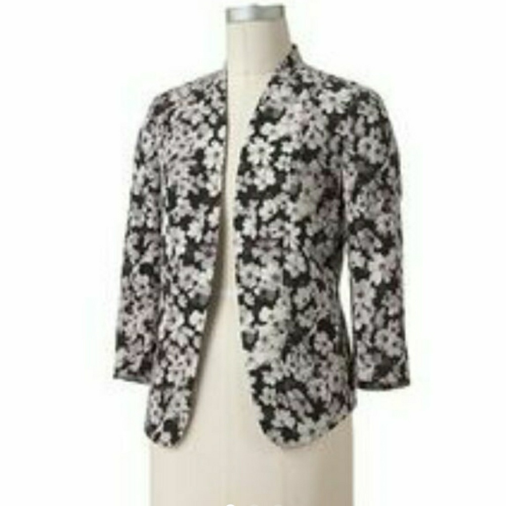 LC Lauren Conrad size 4 blazer