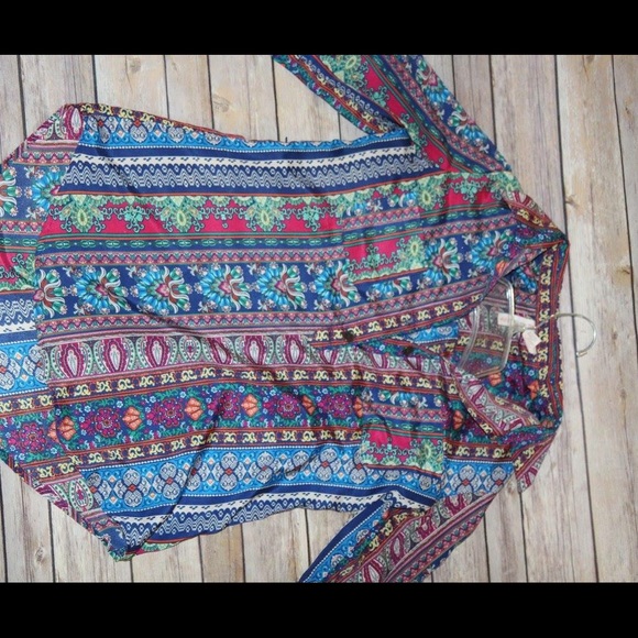 Red Camel Blouse - Picture 2 of 2