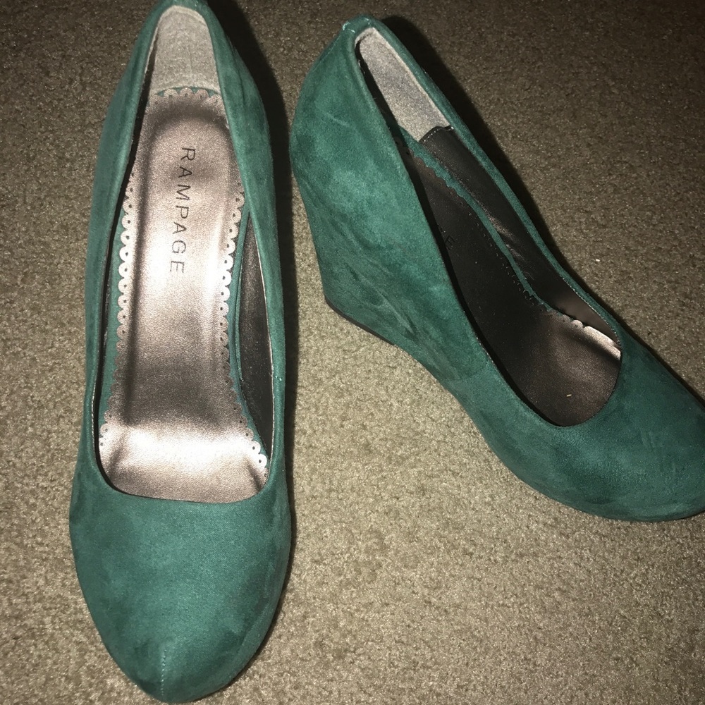 Wedges - Picture 2 of 2