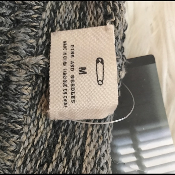 ||Pins and Needlesll Crop top - Picture 4 of 4