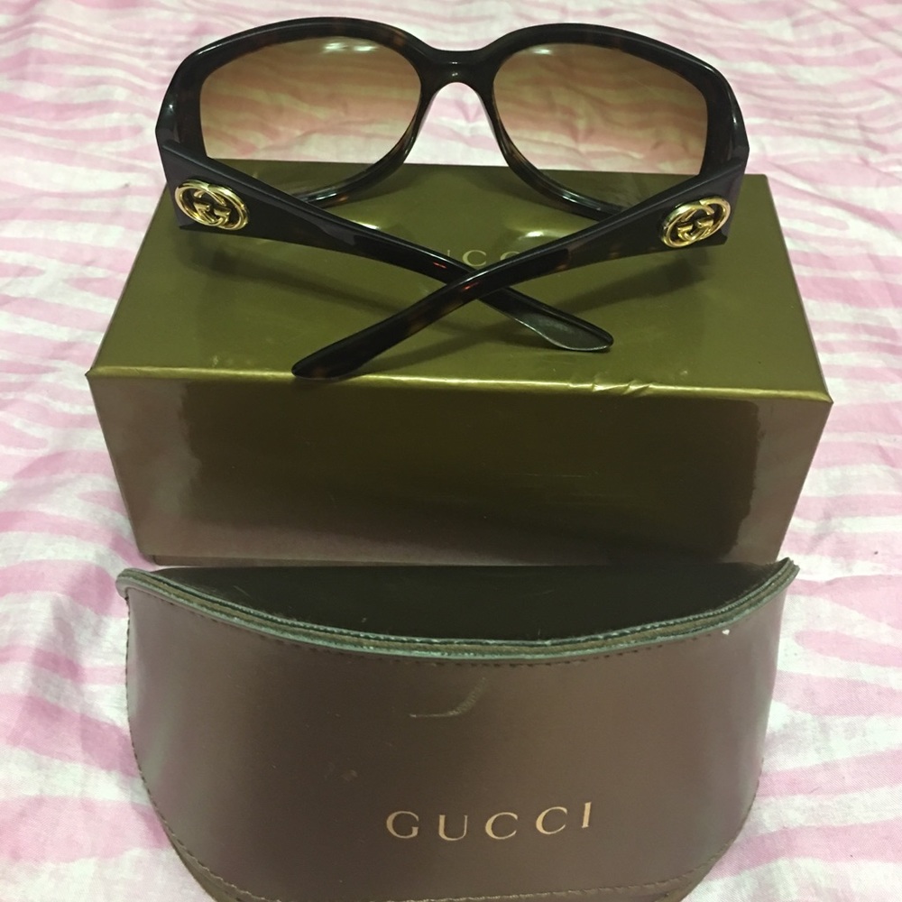 Gucci Sunglasses 2965/S.