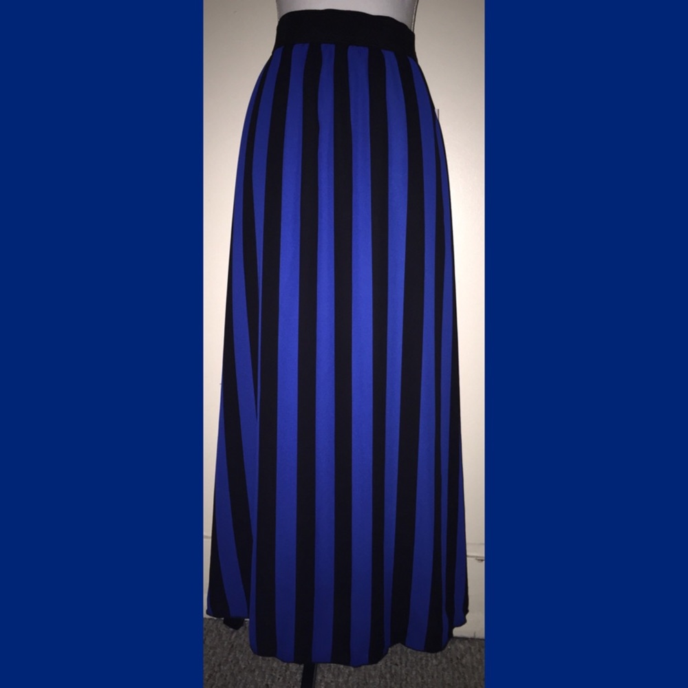 Lularoe Lucy skirt