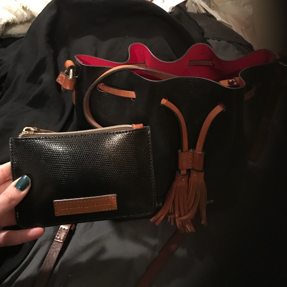 Additional photos for the dooney Siena Serena