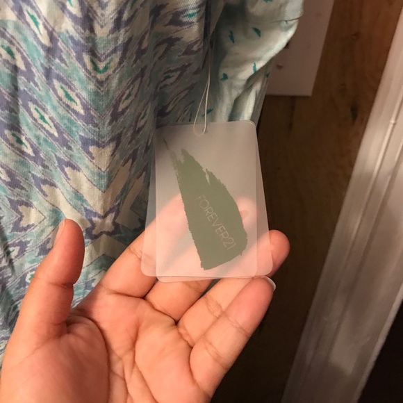 Forever21 top - Picture 2 of 4