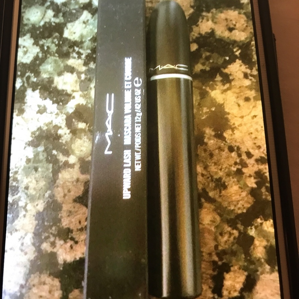 Mac upward lash mascara