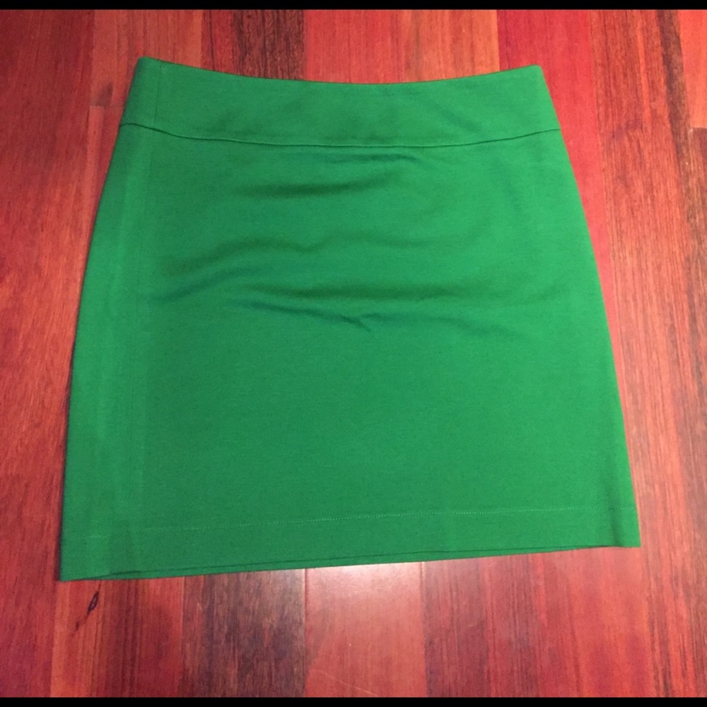 💚Banana Republic skirt