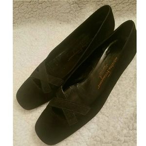 🎉SALE Vintage Salvatore Ferragamo Suede Mini Heel