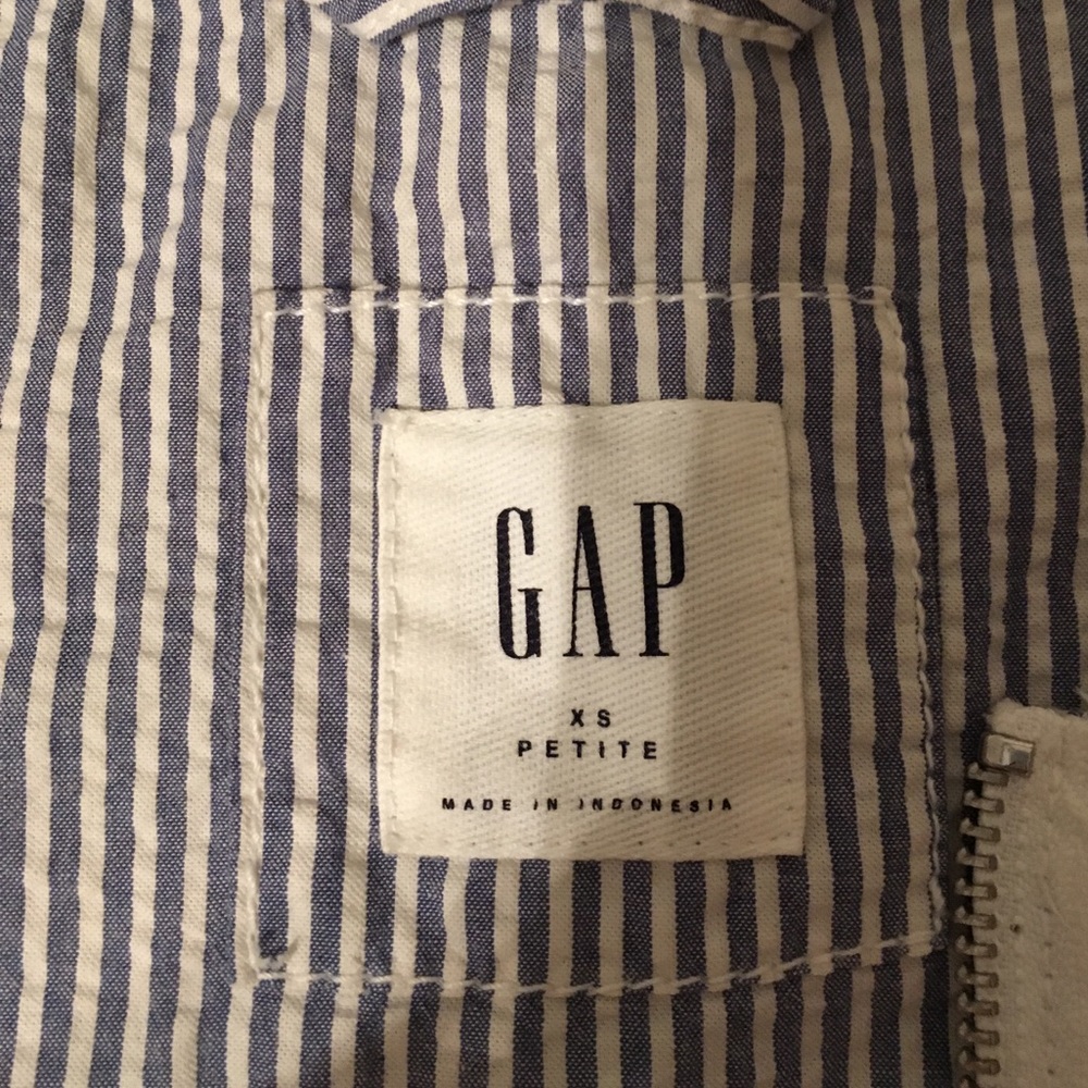 Gap Light Spring Jacket - image 2