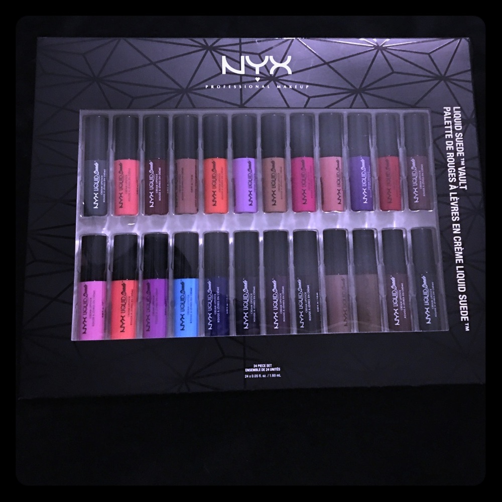 NYX Liquid Suede Vault