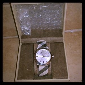 Unisex Burberry watch