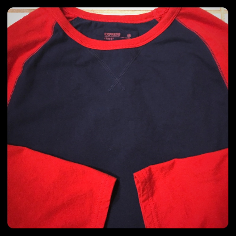 Express baseball tee