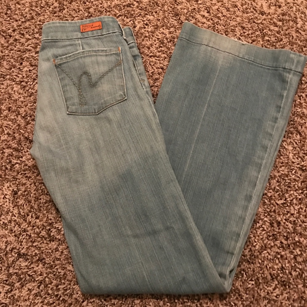 Citizen of Humanity Jean (26) bell bottom