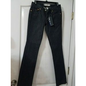 The ProportionofBlu Jeans