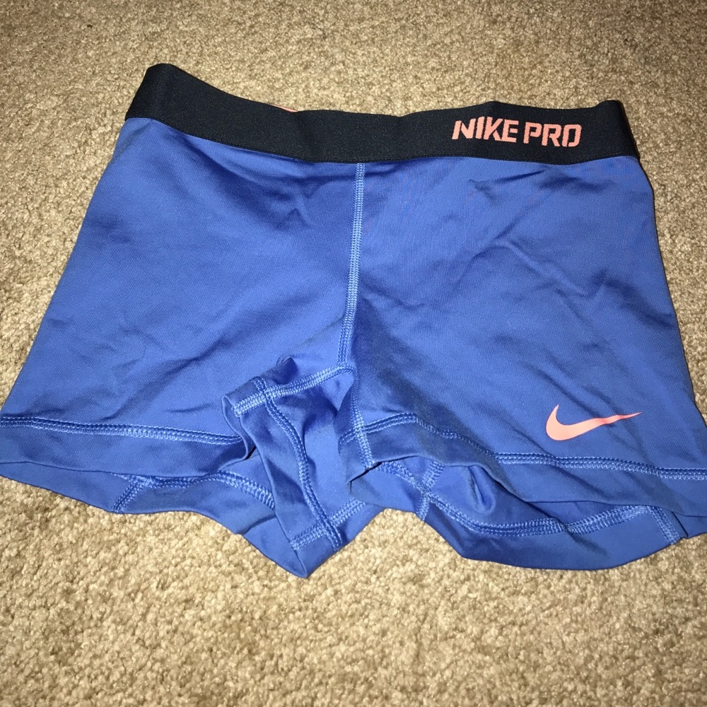 Nike pro dry fit