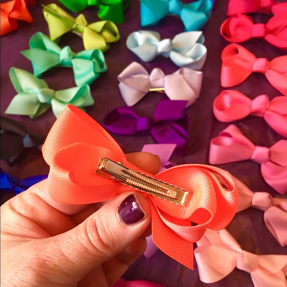 Collection of Pigtail Bows - Picture 2 of 4