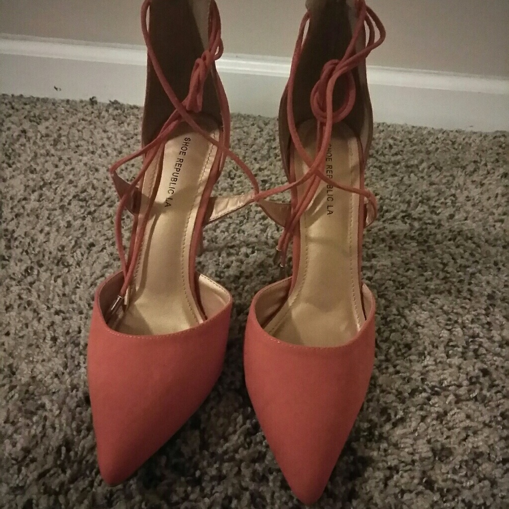 Pointy toe lace up heels