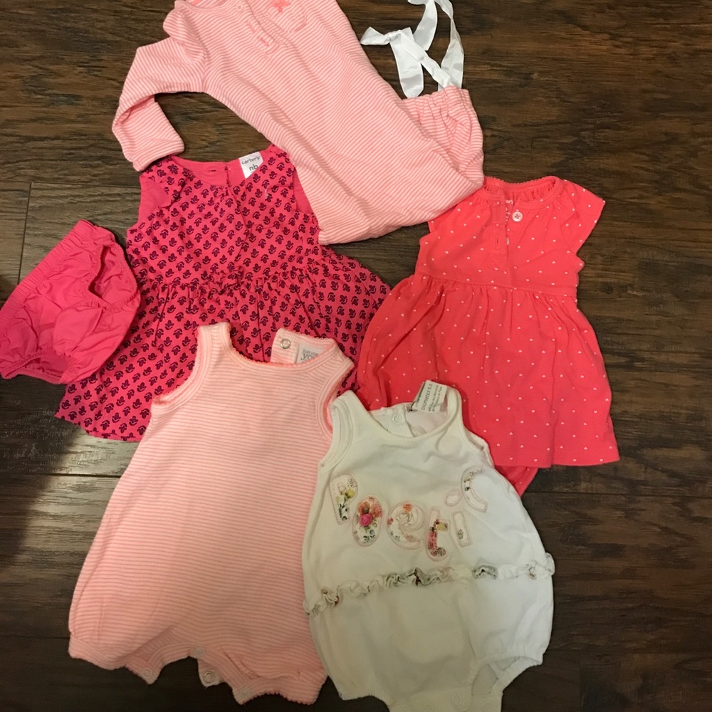 5 piece NB dresses/ suits and 1 sleep dress