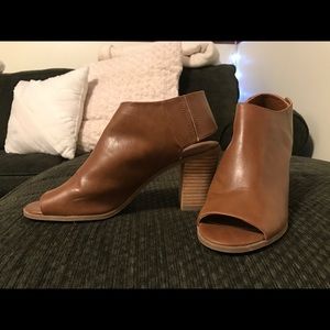 Tan Leather Peep-toe Booties