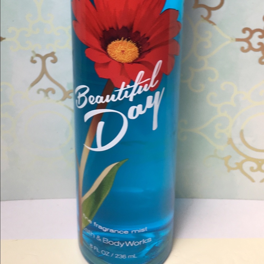 Beautiful Day Bath & Body Works Fragrance Spray 8o