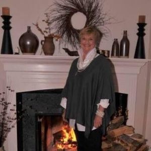 Meet your Posher, Carolyn