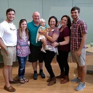 Meet your Posher, Lisa