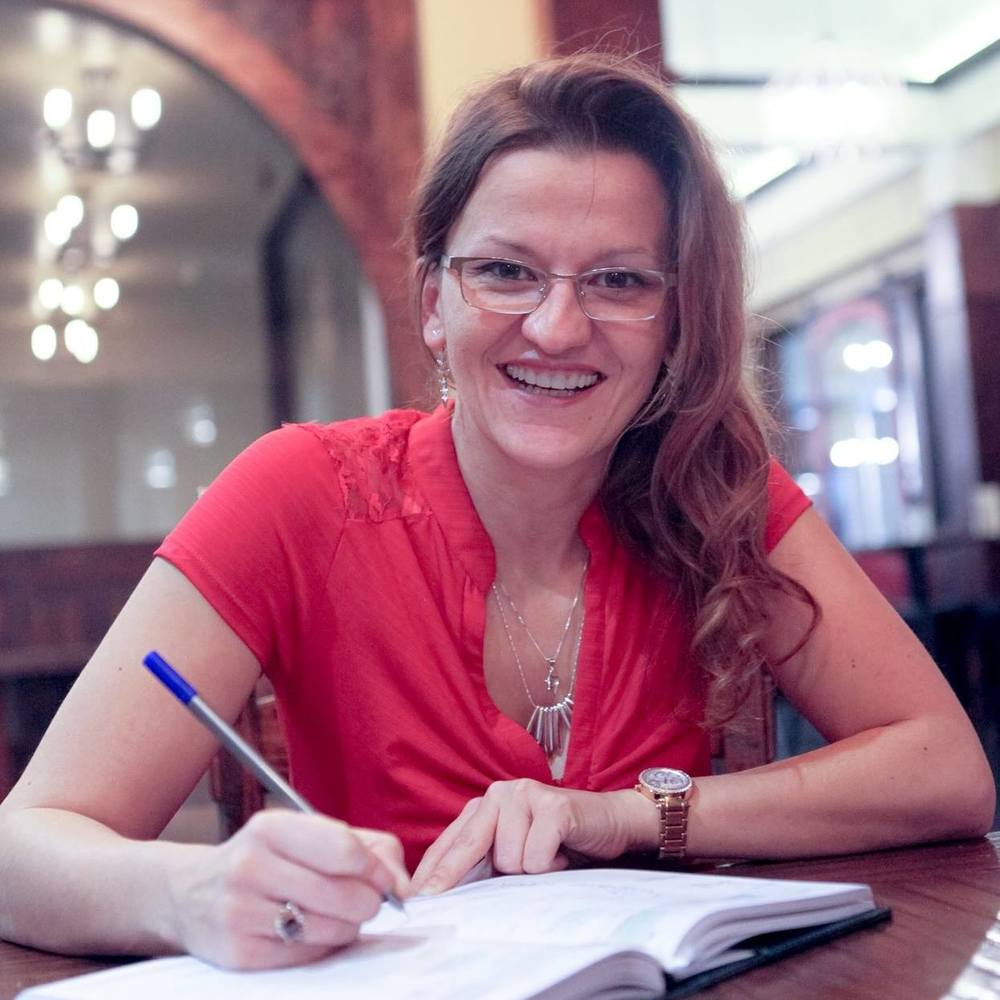 Meet your Posher, Yvonne