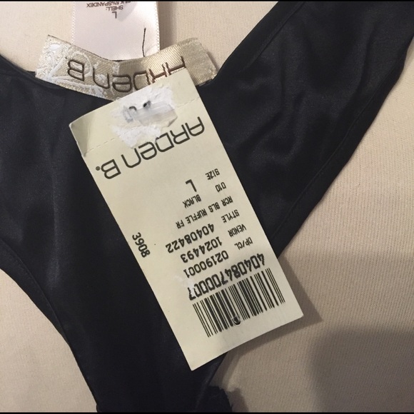 Nwt Arden b black ruffle top sleeveless l - Picture 3 of 3