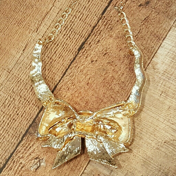 Kate Spade All Wrapped Up Pave Bow Collar Necklace - Picture 7 of 8