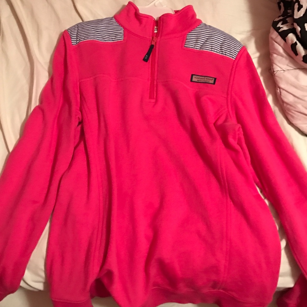 Vineyard vines sweatshirt