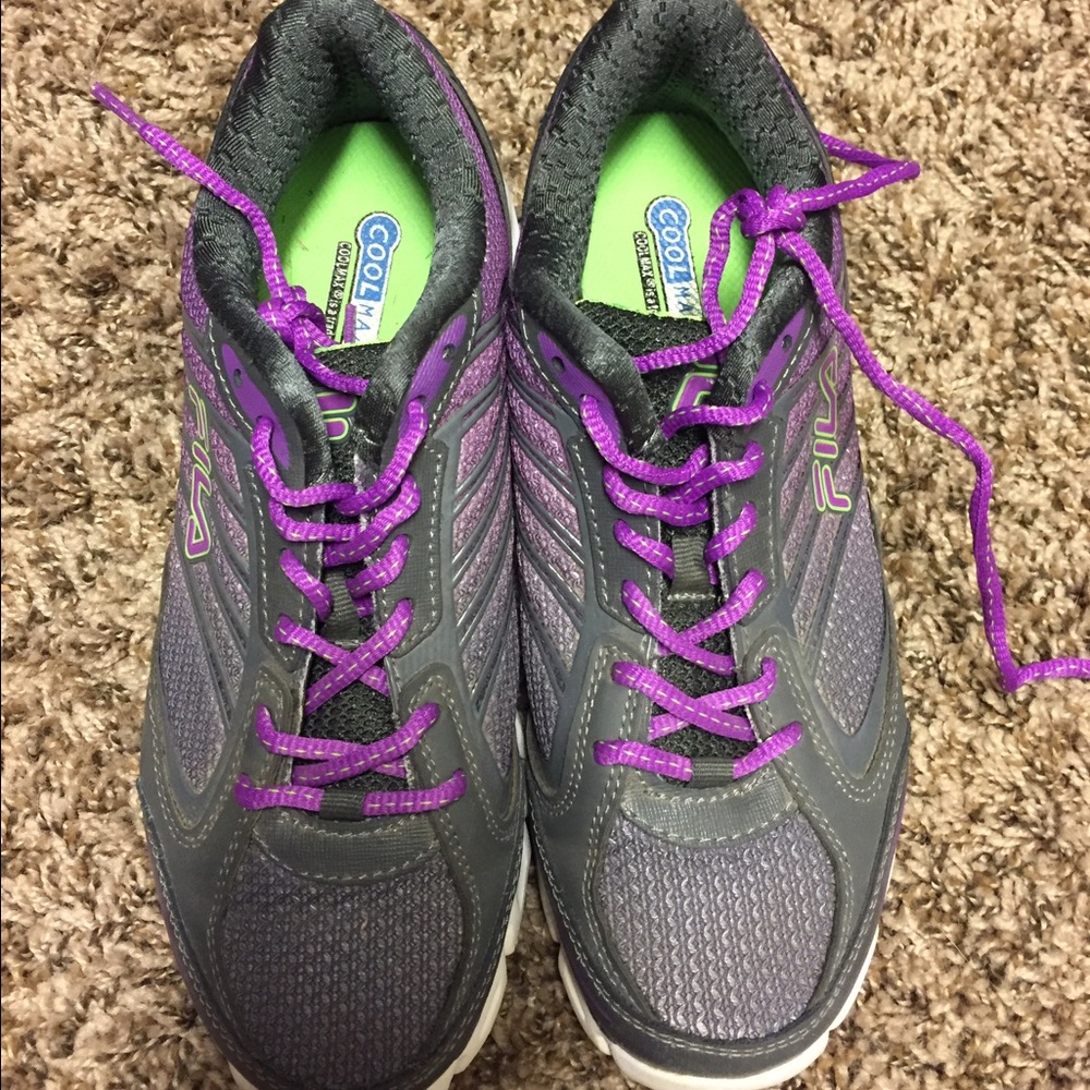 Fila Sneakers size 9