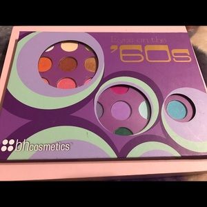 BH Cosmetics Eyes on the 60's