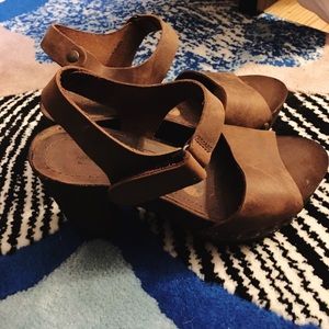 mila paoli heel sandal